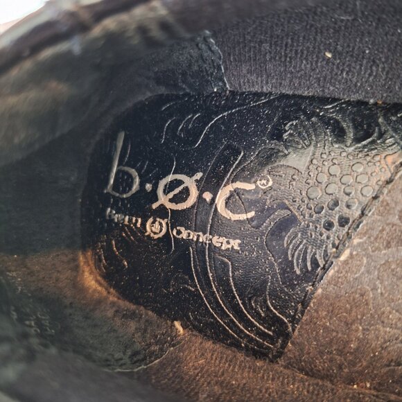 BOC Born Clogs Women's Size 10/42 Black Tooled Faux Leather Slip On Boho - Picture 10 of 13